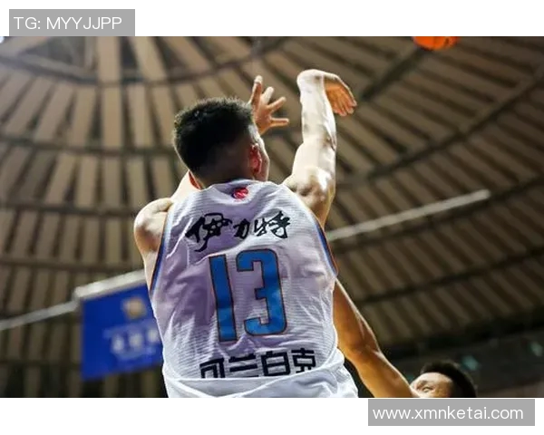 可兰白克的传奇人生与艺术成就探索之旅 可兰白克的传奇人生与艺术成就探索之旅