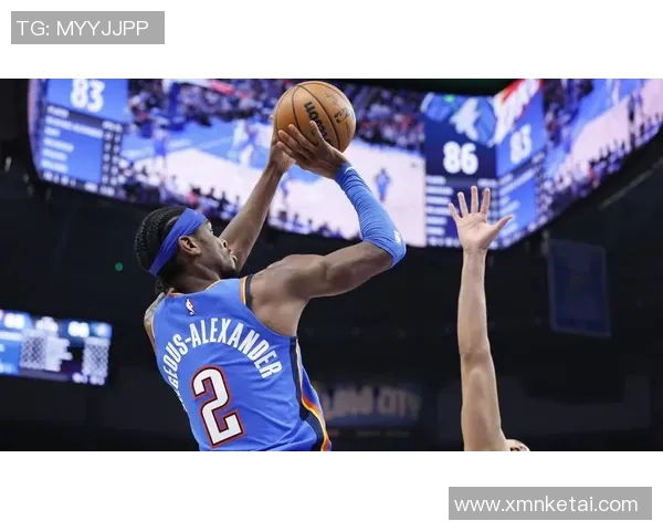 快船与爵士季后赛第五场激战回顾与精彩瞬间分析